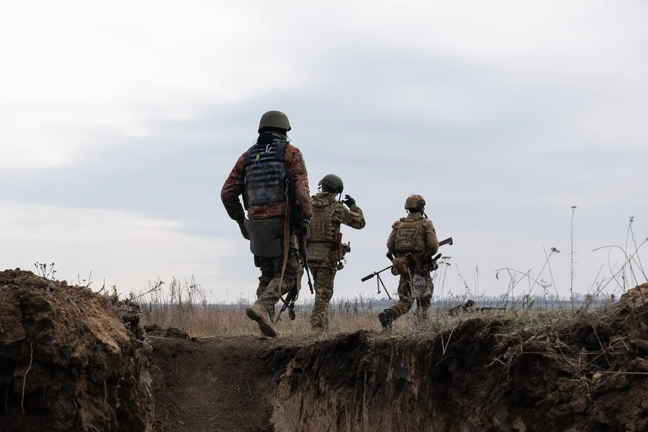 Ukrainian Forces Mobilize Heavy Equipment Near Sumy as Pro-Russian Source Reports Excavator Activity in Hotenye