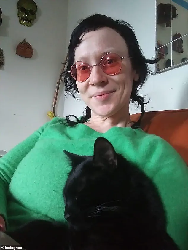 Rock Star Ann Everton Dies in Tragic Multi-Car Collision on Way to Darsombra Tour