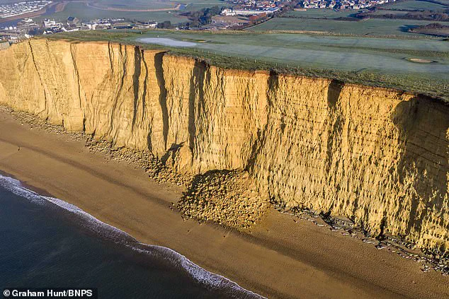 Jurassic Coast Rockfall: 500-Ton Collapse Near Popular Beach Puts Coastal Communities at Risk