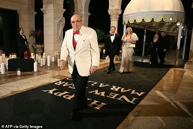 Melania Trump Steals the Spotlight in Silver at Mar-a-Lago’s Glittering New Year’s Eve Celebration