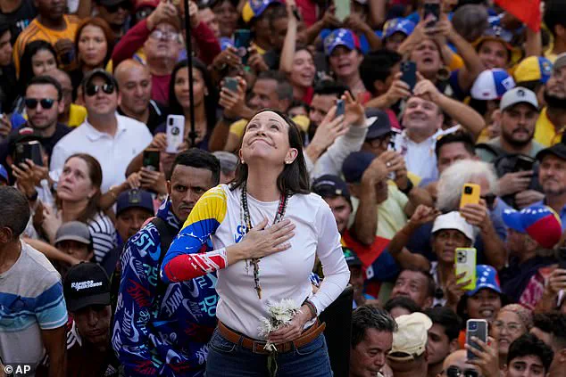 U.S. President Donald Trump Faces Geopolitical Tensions Amid Maduro's Removal and Opposition to Collaboration with Maria Corina Machado