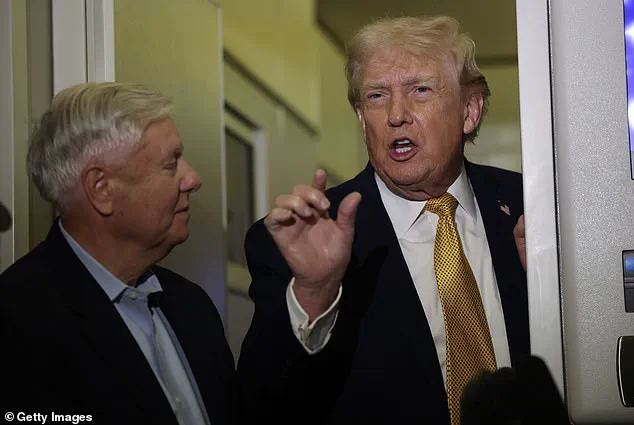 Colombian President Petro Warns of U.S. Military Action Following Maduro's Capture, Denies Trump's Cocaine Claims