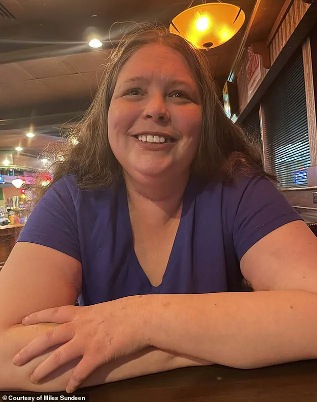 A Relentless Battle: Jolene Van Alstine's Eight-Year Struggle Against a Rare and Agonizing Condition