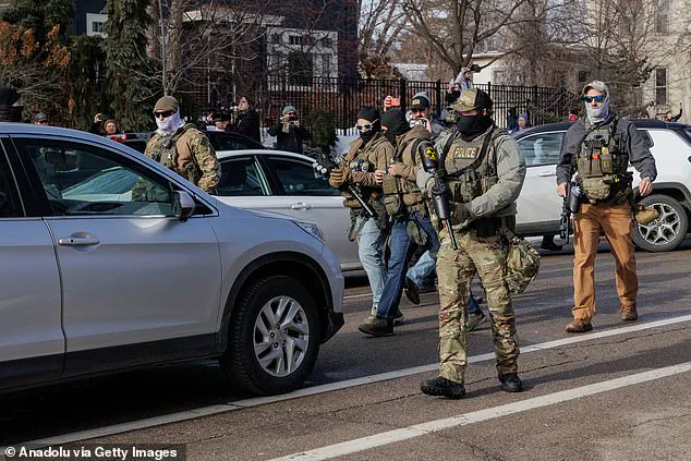 Angry Mob Confronts YouTuber Investigating Somali Fraud Scandal in Minnesota