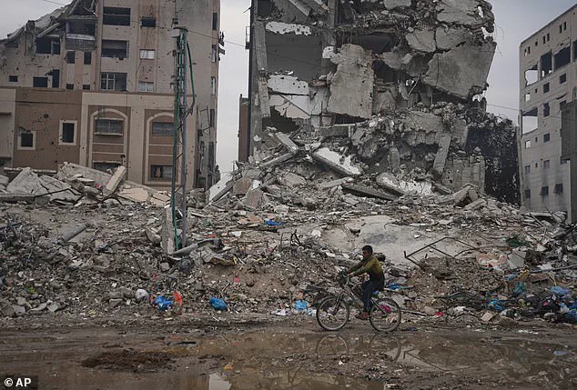 Trump's 'Board of Peace' Initiative Sparks Global Skepticism as Putin Invited to Oversee Gaza Reconstruction and Hamas Disarmament