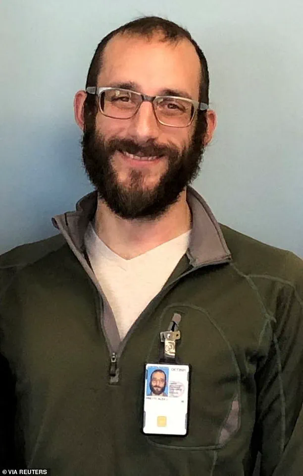 Resurfaced Video of Minneapolis Nurse's Tribute to Fallen Veteran Sparks National Debate Over Freedom, Sacrifice, and Border Patrol Controversy