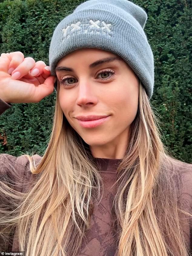 Seattle Suburb Students Launch Unprovoked Attack on Mother During ICE Protest