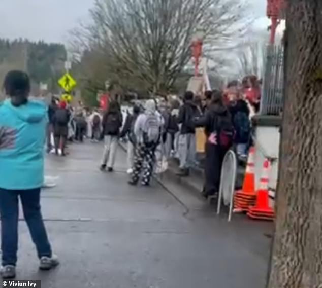 Seattle Suburb Students Launch Unprovoked Attack on Mother During ICE Protest