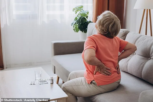 Survey Reveals Tell-Tale Signs of Aging: From Quiet Drinks to Chronic Aches