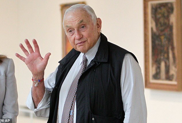 Les Wexner Faces Intense Scrutiny Over Alleged Ties to Jeffrey Epstein in House Oversight Committee Deposition