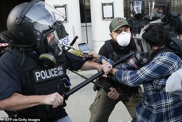 Kristi Noem's Potential Exit From DHS Highlights Instability in Trump's Administration Amid Alex Pretti Controversy