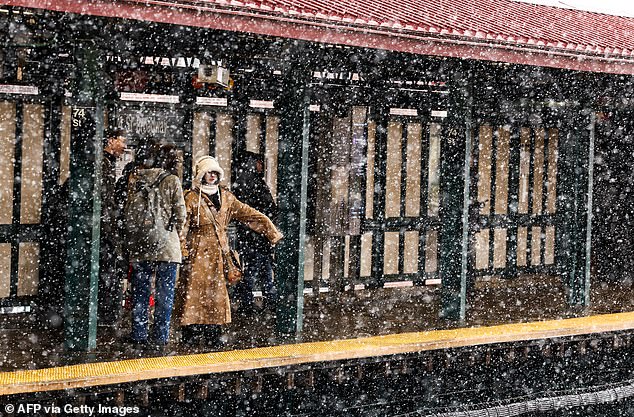 New York Mayor Orders Unprecedented Citywide Travel Ban as Historic Blizzard Threatens East Coast