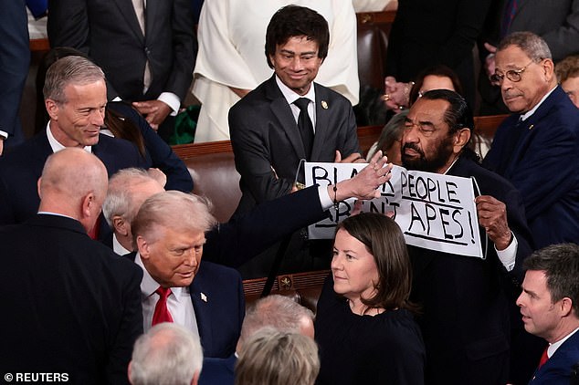 Texas Democrat Al Green Removed from SOTU for Protesting Trump's AI-Generated Video of Obamas