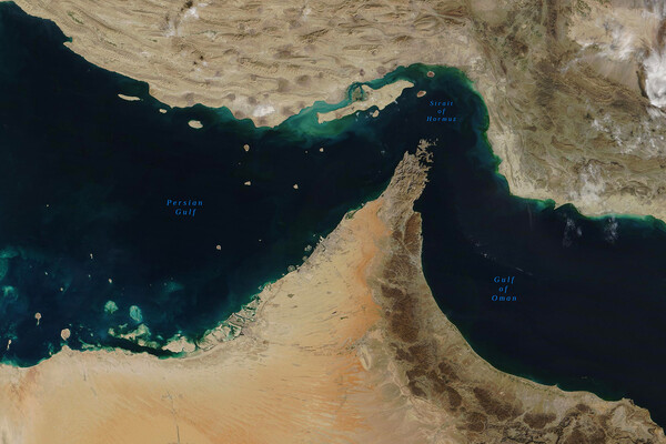 Iran's IRGC Issues Stark Warning Over Strait of Hormuz Control as Tensions Escalate
