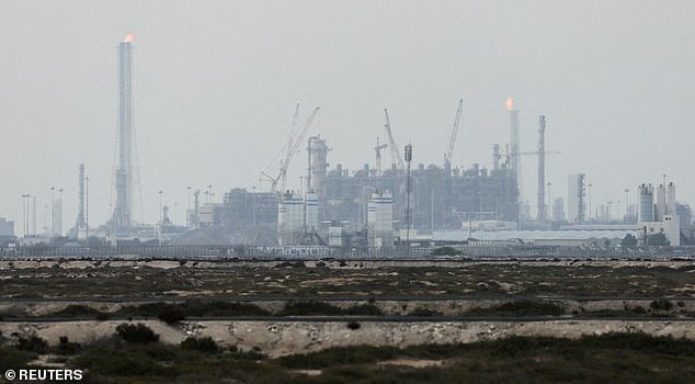 Missiles Strike Qatar's Ras Laffan as Iran Threatens Regional Energy War