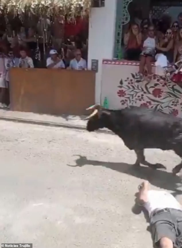 Miraculous Survival as Bull's Charge Leaves Man Stunned at Peruvian Festival