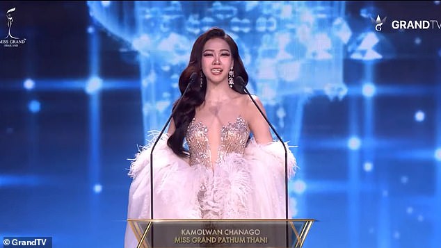 Thai Beauty Queen Turns Pageant Mishap into Moment of Grace with Composed Response