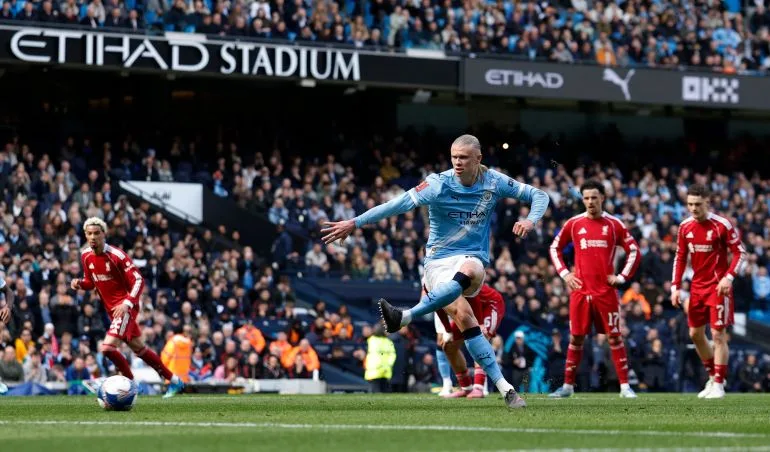 Arsenal vs. Manchester City: Title Decider