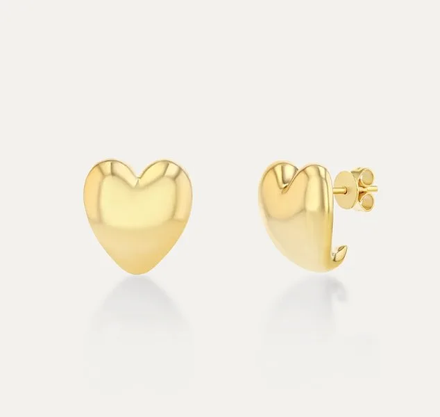 Sussex Crew Arrives in Aus: Harry & Meghan Touchdown