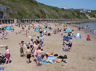 Record Heatwave Scorching UK as Global Warming Pushes Temperatures to Unprecedented Levels