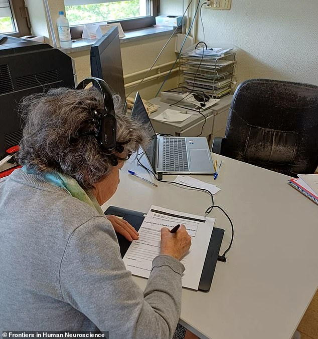 Slower handwriting speed may signal early dementia, study finds.
