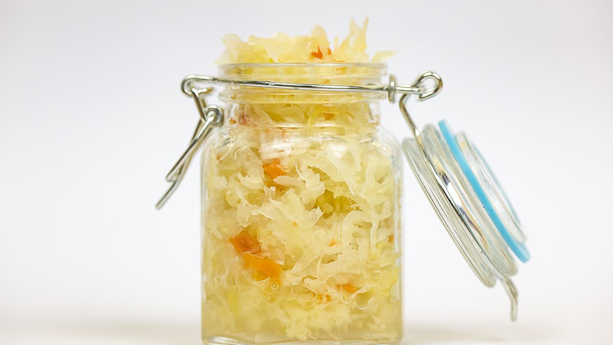 Trump Cabinet adopts sauerkraut diet while JD Vance joins the trend.