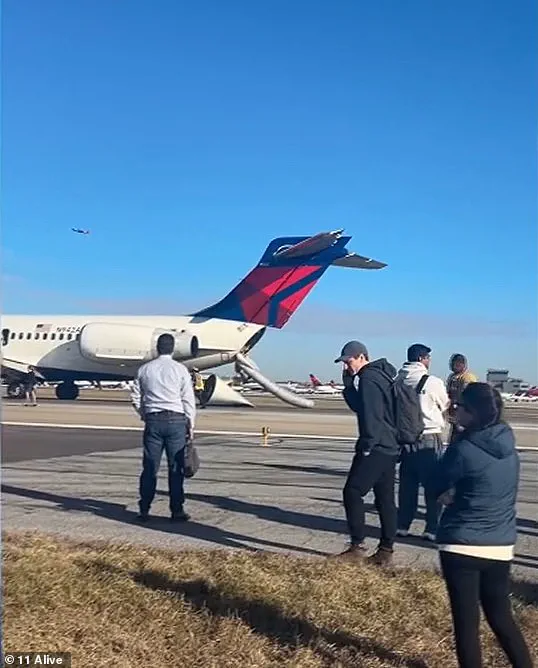 Delta Flight Evacuated Over Smoke Filling Cabin