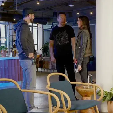 Elon Musk Photo Confirms Romance With Woman Claiming To Be His Baby Mama