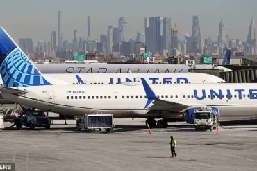 Emergency Landing: United Airlines Flight Faces Mechanical Issues