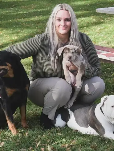 Oregon Woman's Nude Photos Shared by Engaged Deputy, Raising Misconduct Concerns