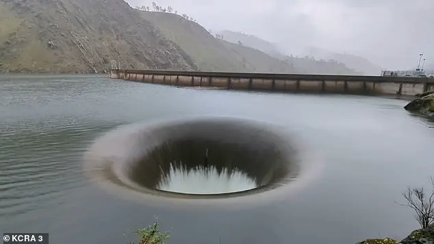 Whirlpool at California's Lake Berryessa Captivates Onlookers