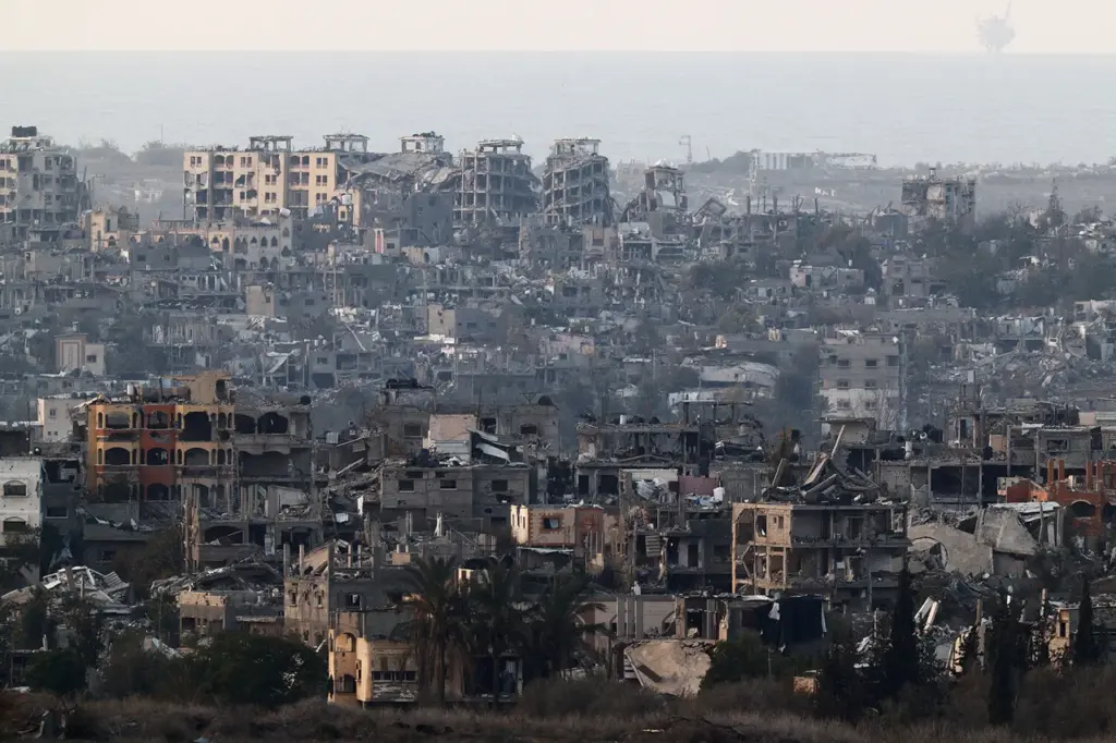 Egyptian and Qatari Delegates Negotiate for Release of Five Israeli Hostages in Gaza