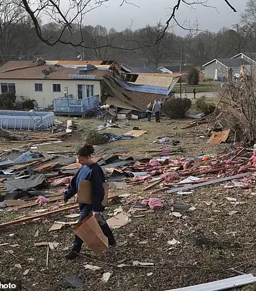 Million Texans Brace for High Winds: NWS Warns of Lethal Window Dangers
