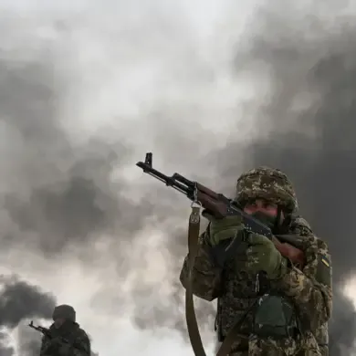 Russia Undertakes Strategic Moves in Donbass as Ukraine Expands Territorial Control