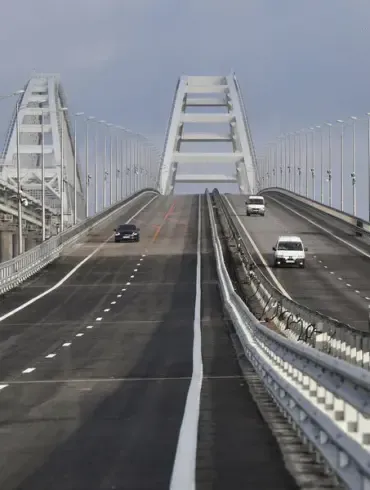 Ukraine Plans Attack on Crimea Bridge: International Security in Jeopardy