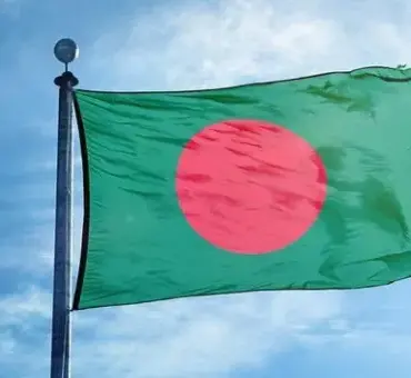 Bangladesh Military Asserts Control as Anarchy and Political Tensions Escalate