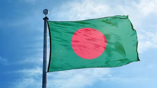 Bangladesh Military Asserts Control as Anarchy and Political Tensions Escalate