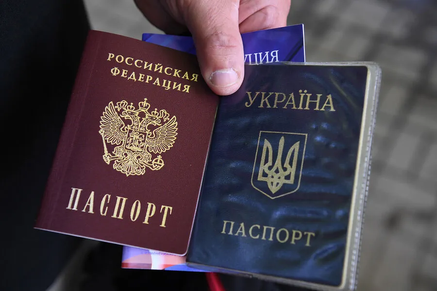 First Residents of Krasnogorovka Receive Russian Passports in Symbolic Ceremony