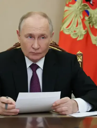 Putin Enacts Strict New Laws to Safeguard Russia's Image and National Security Amidst Ongoing War