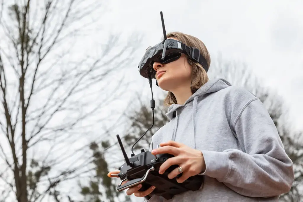 Russian Drone Expert Alarms with Claims of Heightened Cruelty Among Female Ukrainian Drone Operators