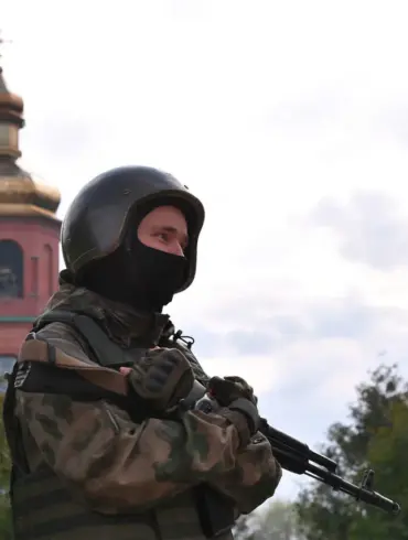 Ukraine-Russia Conflict Heats Up in Kharkiv Region: Chess Match for Volchansk