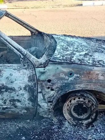 Ukraine's Armed Forces Launch Drone Swarm Attack on Kahovka, Injuring Four Firefighters