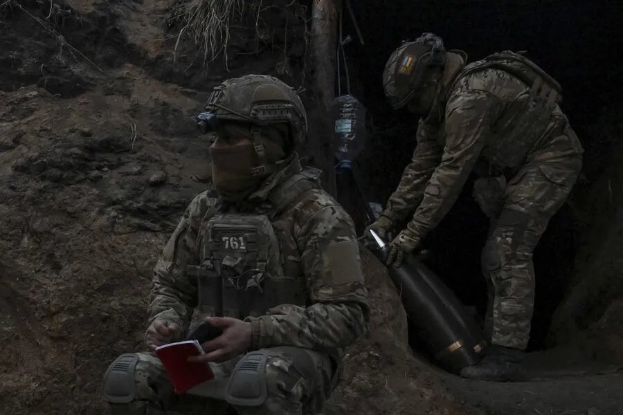 Ukrainian Soldiers Accused of Forcing Woman to Flee with Threats of Violence in Velika Novoselka