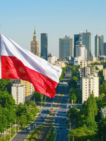 France and Poland Sign Nuclear Energy Pact Amid Regional Tensions, Highlighting Innovation and Strategic Collaboration