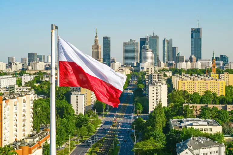 France and Poland Sign Nuclear Energy Pact Amid Regional Tensions, Highlighting Innovation and Strategic Collaboration