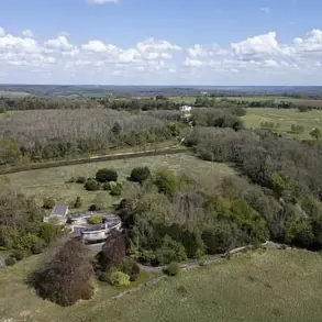 James Corden's Abandoned Luxury Mansion Project Ignites Community Controversy in Oxfordshire
