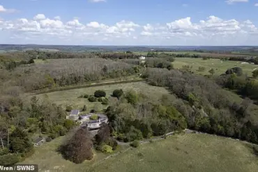 James Corden's Abandoned Luxury Mansion Project Ignites Community Controversy in Oxfordshire