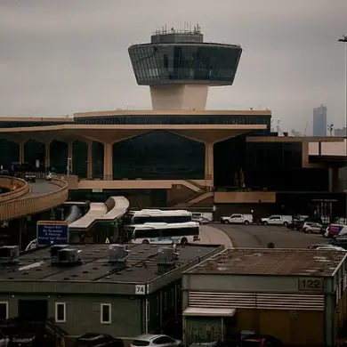 Newark Airport Power Outage Prompts Regulatory Review to Ensure Public Safety