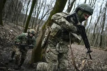 Russian Advance Claims Alexandrovpol in DPR as Conflict Escalates Urgently