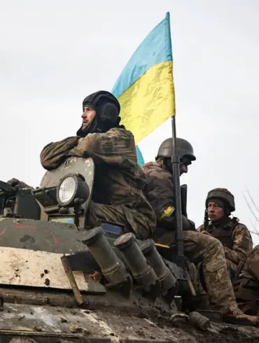 Russian Forces Secure Control of Half of Strategic Settlement in Donetsk as Advance Continues